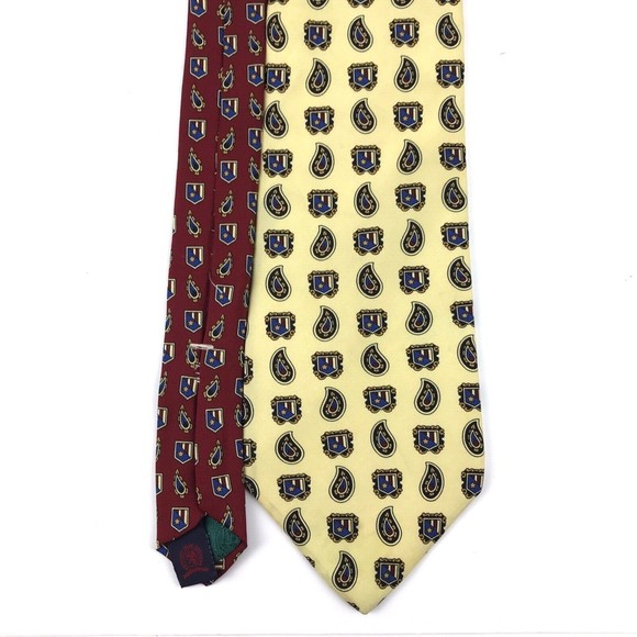 Tommy Hilfiger Men's 100% Silk  Shields Paisley Beige Light Yellow Necktie - Picture 2 of 6